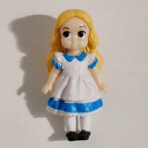 Disney Mini Alice in Wonderland Mini Figure Miniature Action Figure Figurine